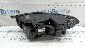 Фара передняя правая в сборе Volvo XC90 16-17 LED, под полировку, царапины, паутина, сколы