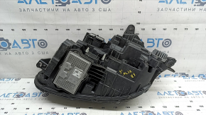 Фара передняя правая в сборе Volvo XC90 16-17 LED, под полировку, царапины, паутина, сколы