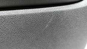 Обшивка двери карточка передняя правая Kia Niro 17-22 черная с серым Harman Kardon, черная глянцевая вставка, подлокотник кожа, без ручки и управления, царапины, потерта, срезы