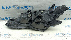 Фара передняя правая Toyota Camry v70 21-24 галоген + LED, светлая, песок