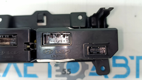 Hub USB, port de încărcare de la bricheta consolei centrale Hyundai Tucson 25-26 Type-C
