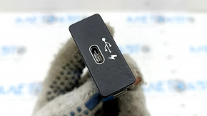 Hub USB BMW X5 G05 19-23 Activ, zgârieturi
