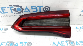 Фонарь внутренний дверь багажника правый BMW X5 G05 19-23 LED, потерт