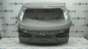 Portbagajul este gol pentru Mazda CX-50 2023-2026.