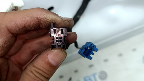 Ansamblu ușă față stânga Audi A3 22-26 alb LY9C pentru închidere fără cheie, ornament cromat, lovituri, zgârieturi pe ornament
