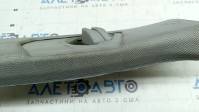 Накладка центральной стойки верхняя ремень левая Audi Q5 80A 18-25 серая, под химчистку, надрыв ткани