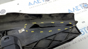 Jaluzele deflectoare inferioare radiator complete BMW X5 G05 19-23 3.0T cu motor, crăpături, rupturi, elemente de fixare rupte