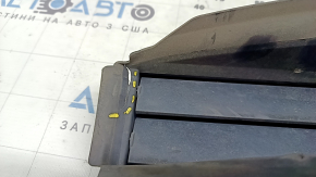 Jaluzele deflectoare inferioare radiator complete BMW X5 G05 19-23 3.0T cu motor, crăpături, rupturi, elemente de fixare rupte
