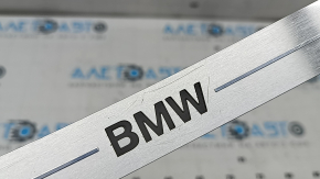 Вставка накладки порога задняя правая BMW X5 G05 19-23 хром BMW, с подсветкой, царапины