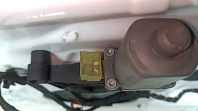 Ansamblu ușă față dreapta Audi A3 22-26 alb LY9C, fără cheie, ornament cromat, zgârieturi pe crom, zgârieturi pe ornament