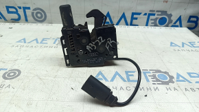 Замок капота правый Audi A3 22-26
