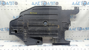 Protecție sub caroserie stânga spate Volvo XC90 16-22 rupe, crăpături, fragment lipsă