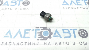 Датчик давления кондиционера BMW X5 G05 19-23 3.0T на трубке