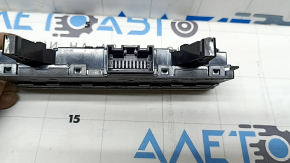 Блок кнопок центральной консоли Audi A3 22-26 облез хром