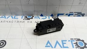 Controlul farurilor Audi A3 22-26 pentru proiectoarele de ceață spate