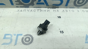 Датчик давления топлива Audi A3 22-26