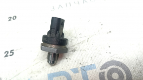 Senzor de presiune combustibil Audi A3 22-26