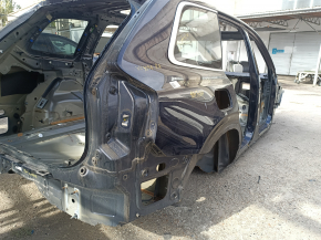 Четверть крыло задняя правая Volvo XC90 16-26 на кузове, синяя, крашеная 0.2-0.25
