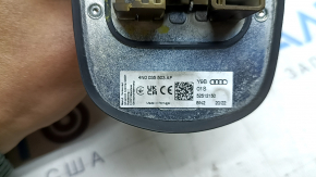 Антенна плавник Audi A3 22-26, царапины, следы гари, трещина в креплении, оплавлены крепления