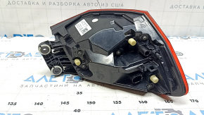 Фонарь внешний крыло правый Audi A3 22-24 царапины, потертости