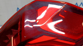Фонарь внешний крыло левый Audi A3 22-24 царапины, потертости