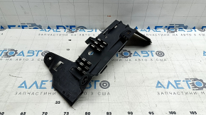 Suport pentru picioare pentru Audi A3 22-24