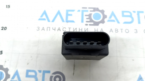Unitate de control a pompei de combustibil Audi A3 22-24