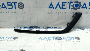Молдинг переднего бампера левый Audi A3 22-26 царапины