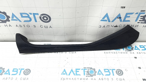 Ornament consolă centrală, lateral dreapta sus BMW X5 G05 19-26, piele neagră, cusături negre