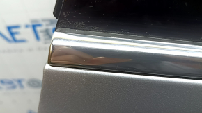 Ansamblu ușă spate dreapta Volvo XC60 18-26 Keyless, fumuriu, argintiu 711, garnitură cromată, zgârieturi pe garnituri, zgârieturi pe garnitură, ciobiri