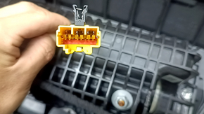 Bord față cu AIRBAG Volvo XC60 18-26 piele neagră sub proeminență, zgârieturi, închidere ruptă, fisură