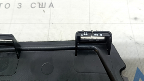Ornament lateral consolei centrale, dreapta spate, Volvo XC60 18-26, negru, superior, elemente de fixare rupte
