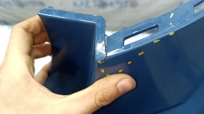 Bara spate VW Jetta 22-26, nefinisată, albastră, zgârieturi, uzată, crăpată, elemente de fixare rupte, fragmente de elemente de fixare lipsă, elemente de fixare deformate