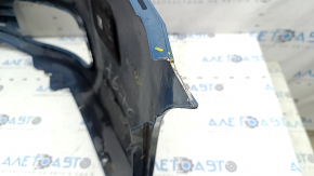 Bara spate VW Jetta 22-26, nefinisată, albastră, zgârieturi, uzată, crăpată, elemente de fixare rupte, fragmente de elemente de fixare lipsă, elemente de fixare deformate