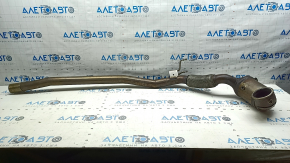Țeava de admisie cu convertorul catalitic al Audi A3 22-26 este zdrobită, plasa este ruptă