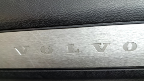 Prag ușă stânga față Volvo XC60 18-26 negru cu inserție cromată, zgârieturi, zgârieturi pe crom