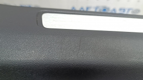 Ornament prag ușă dreapta față Volvo XC60 18-26 negru cu inserție cromată, zgârieturi, zgârieturi pe crom