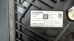 Фара передняя правая в сборе Volvo XC60 19-22 LED code: JB09 с блоком, песок