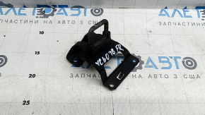 Скоба замка капота правая Volvo XC60 18-26 ржавчина