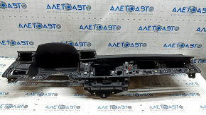 Торпедо передняя панель с AIRBAG Audi A3 22-26 черная, царапины