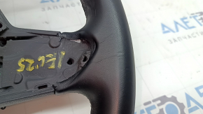 Volan VW Jetta 22-26 din piele neagră, fără butoane și ornamente, zgârieturi, lovituri