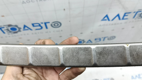 Inserție ornamentală deschidere portbagaj stânga Volvo XC60 18-26 cromată, uzată, zgârieturi