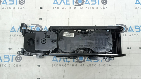 Подстаканники центральной консоли Volvo XC60 18-26 черный Iron Ore с хромом, царапины, тычка