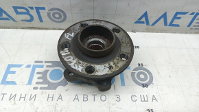 Ступица передняя левая Volvo XC60 18-26 ржавая