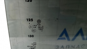 Стекло двери задней правой VW Taos 22-25 тонировка