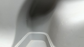 Ornament arc stânga jos Jeep Compass 22-26 gri, tip 1, necesită curățare, zgârieturi, zgârieturi
