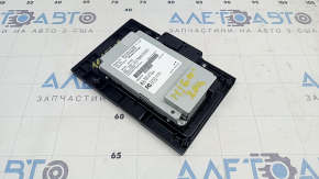Zgârieturi la modulul de încărcare wireless Toyota Highlander 20-22