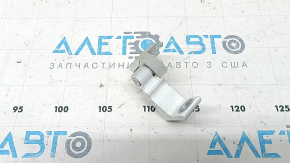 Петля двери нижняя задняя правая VW Taos 22-25 2 части
