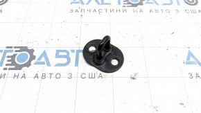 Крюк замка двери багажника Nissan Murano 25-26
