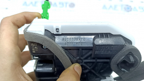 Încuietoare ușă spate stânga Nissan Murano 25-26